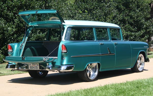 1955-Chevy-Two-Ten-Wagon-rear