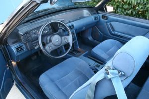 1987-Mustang-LX-interior-